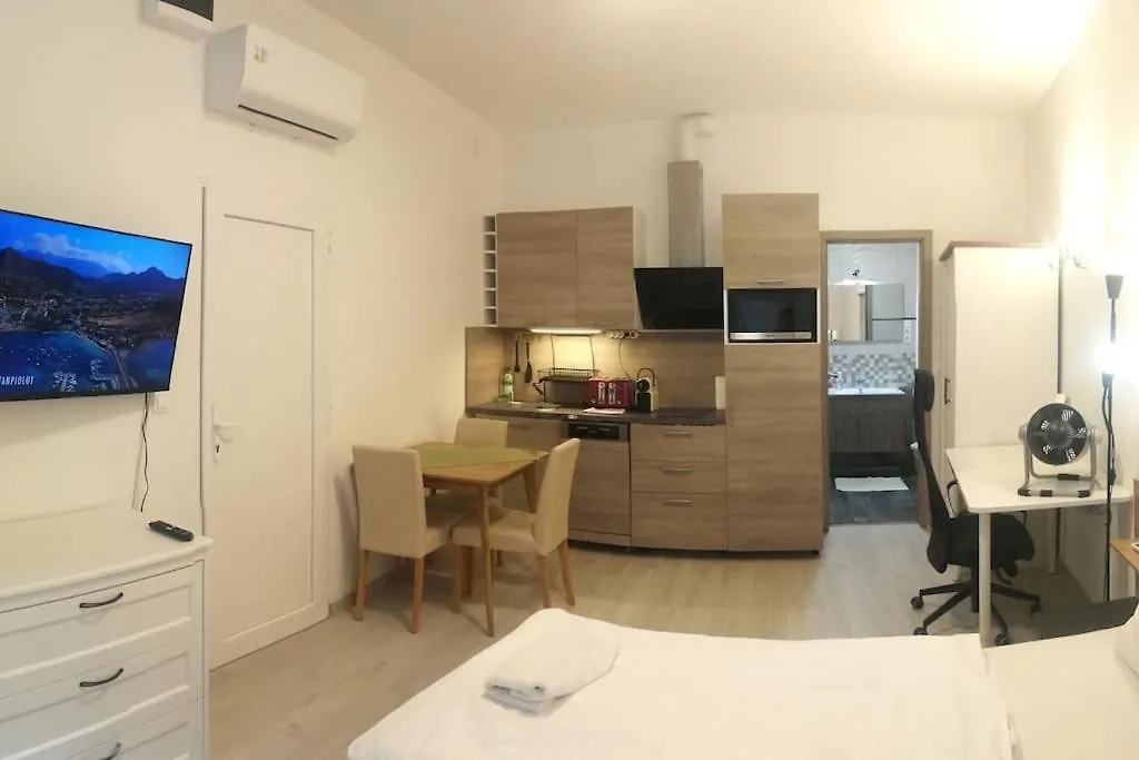 Beliz2 Ac New Cozy Apartment In The City Center Budapeste